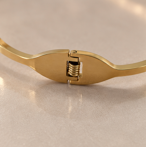 Gold-Tone Butterfly & Heart Crystal Cuff Bracelet – Elegant Statement Bangle