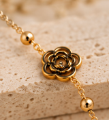 Gold-Tone Rose Hand Chain Bracelet – Elegant Floral Haath Phool
